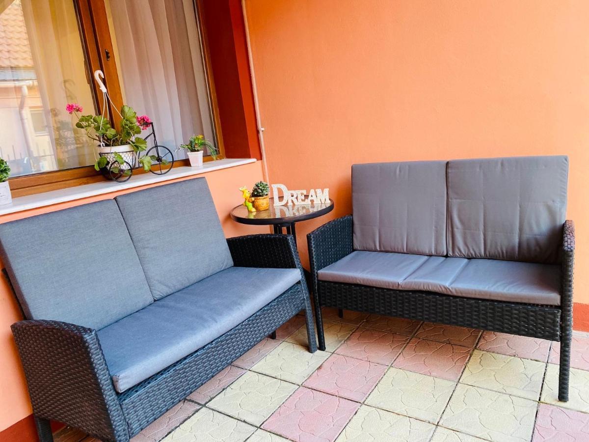 Ferienwohnung Orange House Constanţa Exterior foto